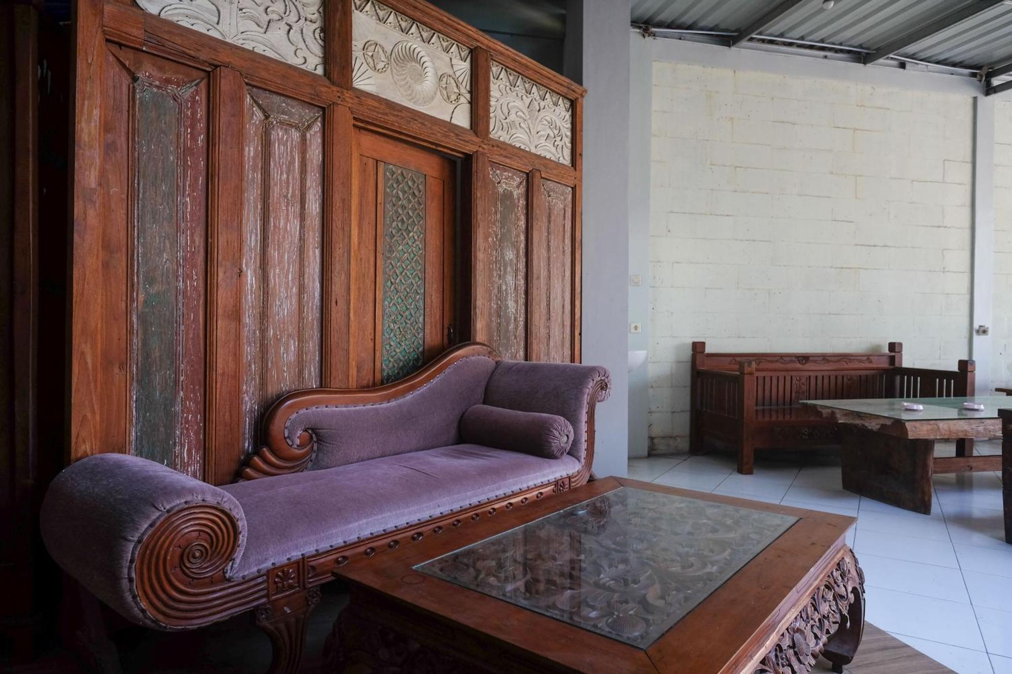 Reddoorz Syariah Near Pakuwon Mall Jogja Kejayan Екстериор снимка